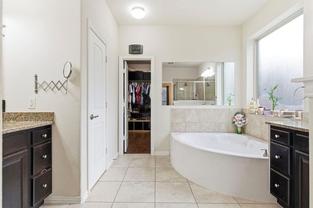 9427 Hawks Harbor Court, Katy, TX 77494