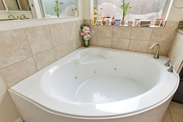 9427 Hawks Harbor Court, Katy, TX 77494