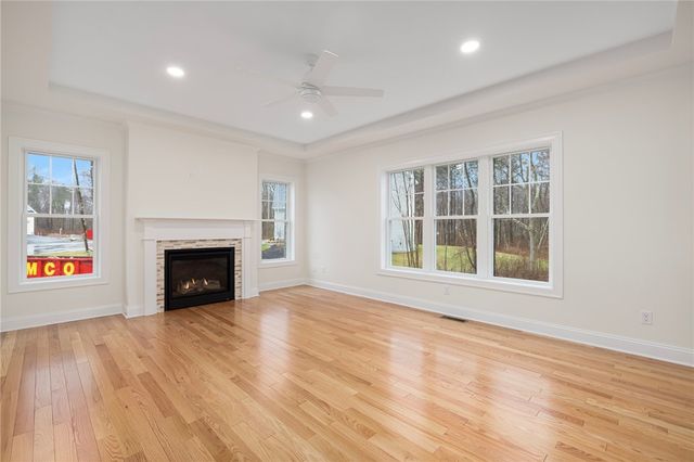 74 Cardinal Road, Cranston, RI 02921