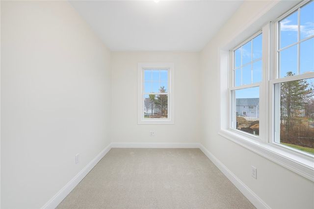 74 Cardinal Road, Cranston, RI 02921