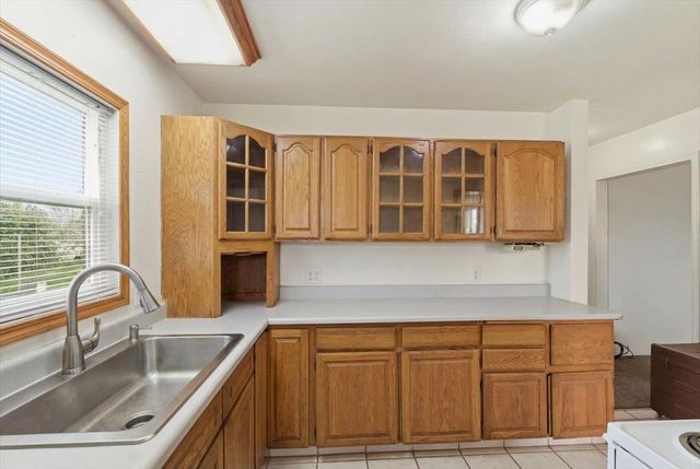 1813 Richard Way, Ceres, CA 95307