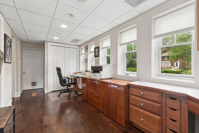 829 Gardner Road, Flossmoor, IL 60422