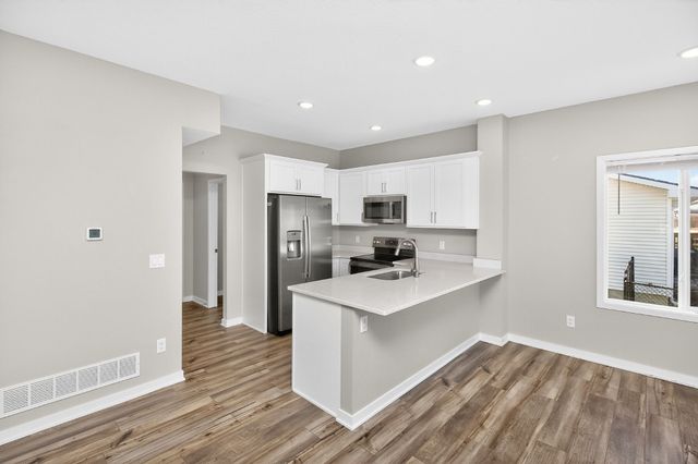 2823 22nd Street SW, Altoona, IA 50009