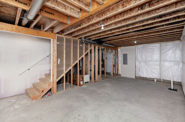 2823 22nd Street SW, Altoona, IA 50009