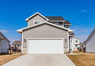 2823 22nd Street SW, Altoona, IA 50009