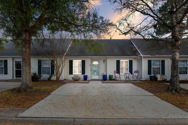 1516 Blaze Lane, Charleston, SC 29412