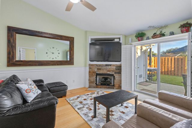 1516 Blaze Lane, Charleston, SC 29412