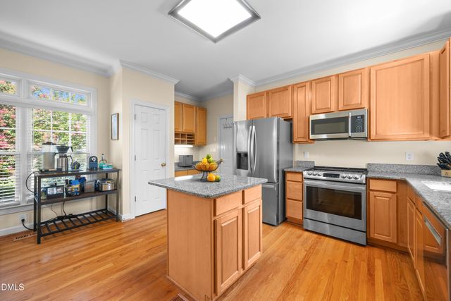 143 S Fields Circle, Chapel Hill, NC 27516