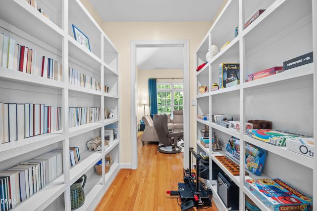 143 S Fields Circle, Chapel Hill, NC 27516