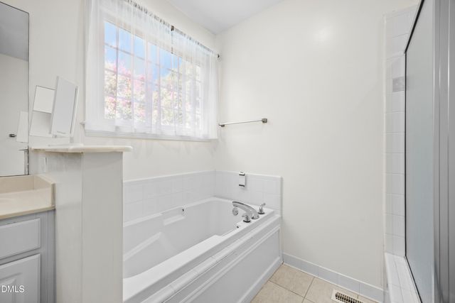 143 S Fields Circle, Chapel Hill, NC 27516