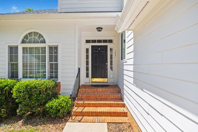 143 S Fields Circle, Chapel Hill, NC 27516