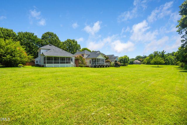 143 S Fields Circle, Chapel Hill, NC 27516