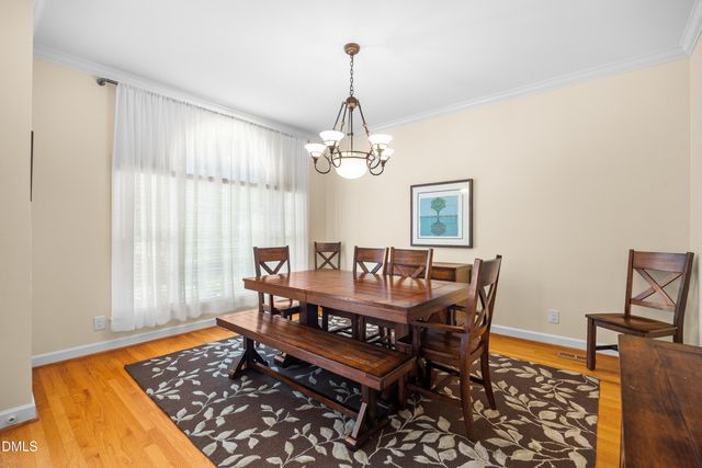 143 S Fields Circle, Chapel Hill, NC 27516