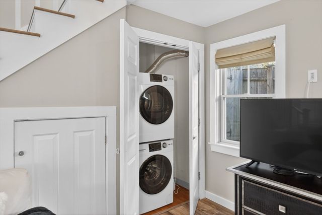 16 Conwell Street Unit 3, Provincetown, MA 02657