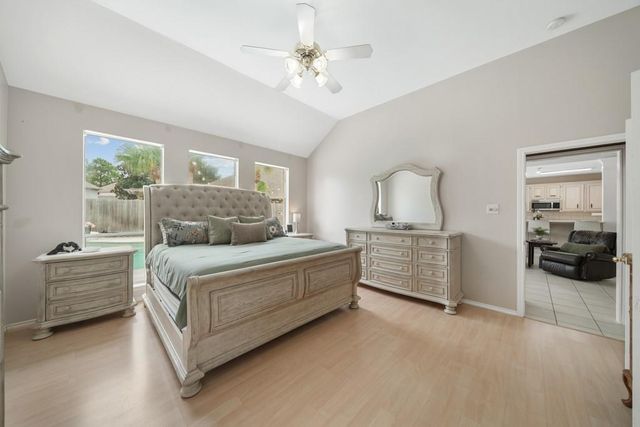 2372 Autumn Mist Court, League City, TX 77573
