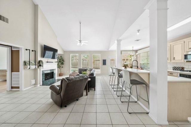 2372 Autumn Mist Court, League City, TX 77573
