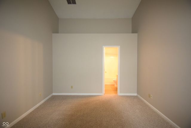 5231 Pin Oak Drive, Indianapolis, IN 46254