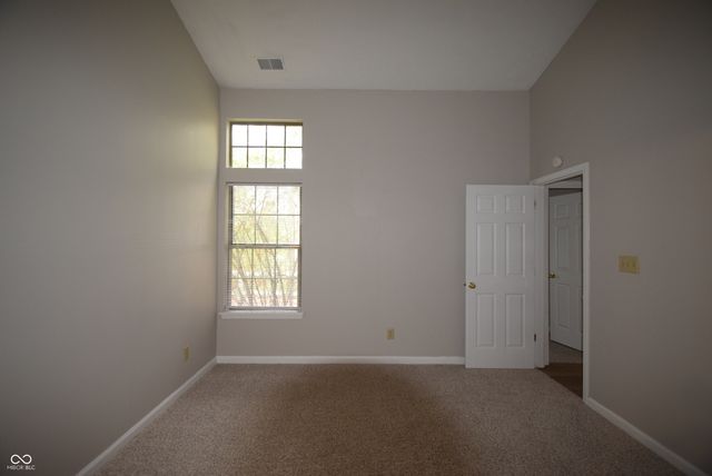 5231 Pin Oak Drive, Indianapolis, IN 46254