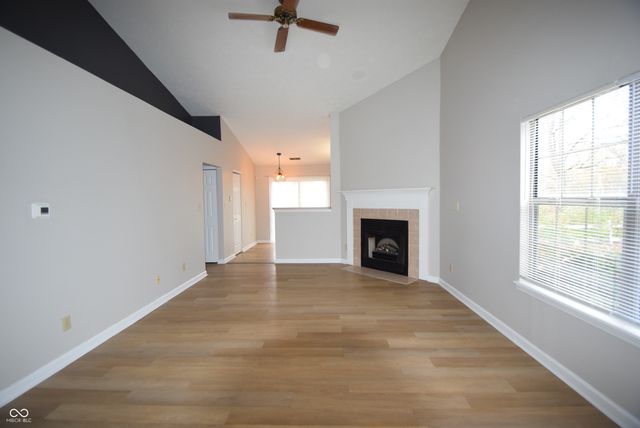 5231 Pin Oak Drive, Indianapolis, IN 46254