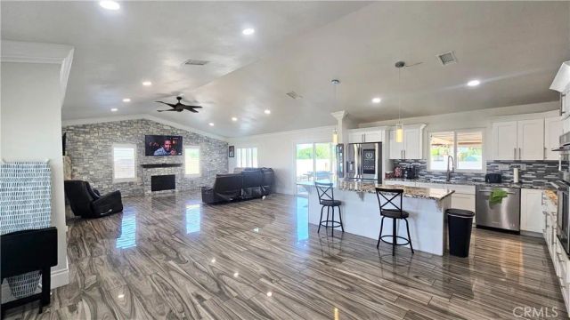 14230 Avenida Munoz, Riverside, CA 92508