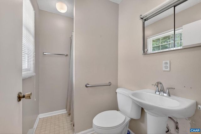 2092 SULPHUR MINE RD, Charlottesville, VA 22911