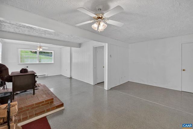 2092 SULPHUR MINE RD, Charlottesville, VA 22911