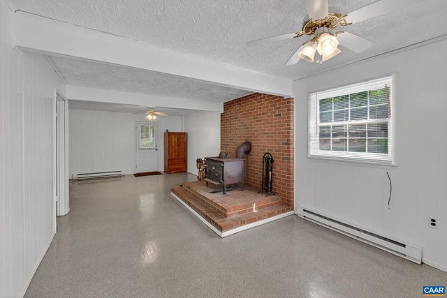 2092 SULPHUR MINE RD, Charlottesville, VA 22911