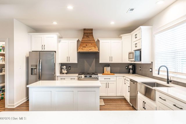 29961 Loblolly Court, Wagram, NC 28396