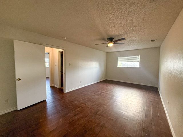 614 Towne House Lane, Richardson, TX 75081