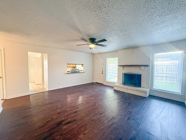 614 Towne House Lane, Richardson, TX 75081