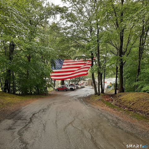 306 Old Colchester Road 126, Salem, CT 06420