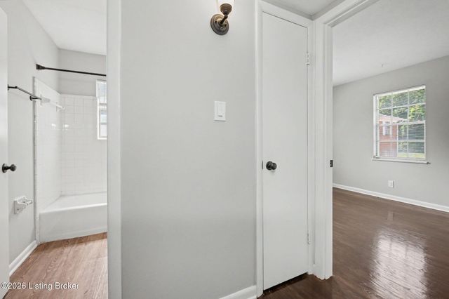 2632 Lindsay Ave C4, Louisville, KY 40206