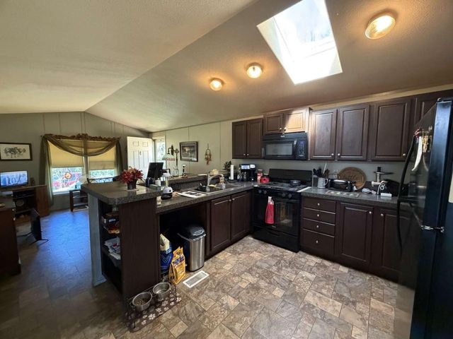 12567 Robinson Rd, Nevada City, CA 95959