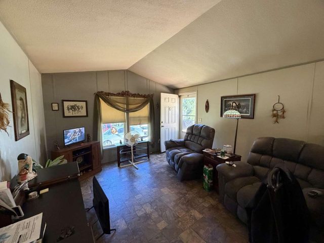 12567 Robinson Rd, Nevada City, CA 95959