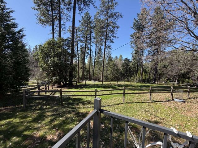 12567 Robinson Rd, Nevada City, CA 95959