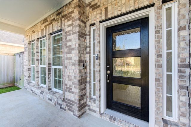 30243 Twisting Springs Drive, Brookshire, TX 77423