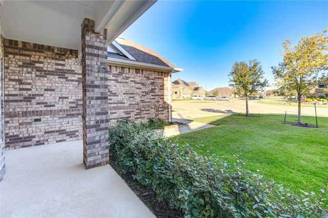 30243 Twisting Springs Drive, Brookshire, TX 77423