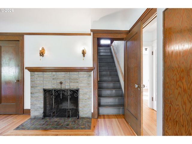 5220 Se KING Rd, Milwaukie, OR 97222