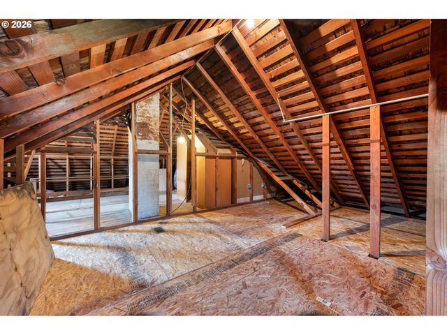 5220 Se KING Rd, Milwaukie, OR 97222