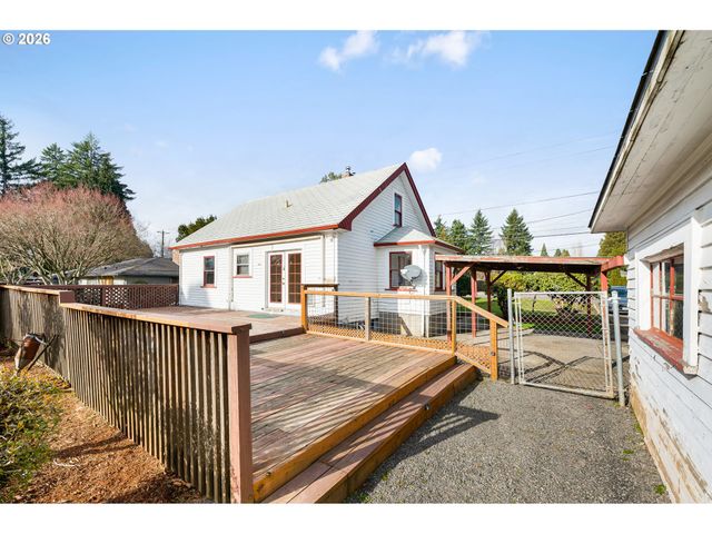 5220 Se KING Rd, Milwaukie, OR 97222