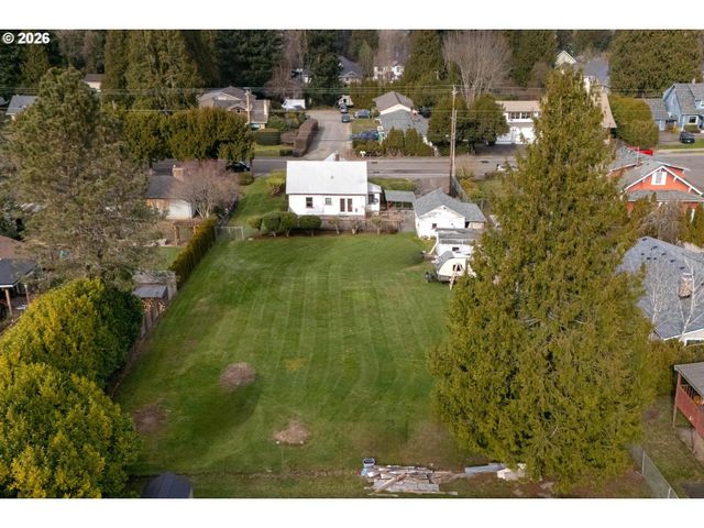 5220 Se KING Rd, Milwaukie, OR 97222
