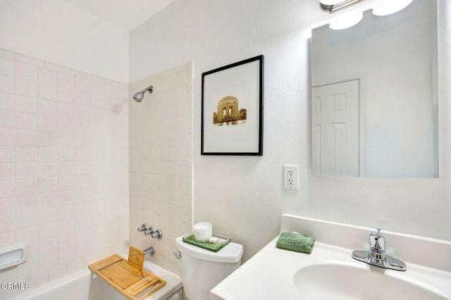 296 S Brookshire Avenue, Ventura, CA 93003