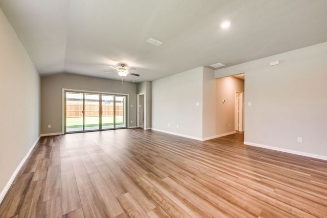 605 Cedar Springs Drive, Princeton, TX 75407