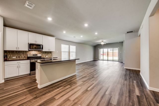 605 Cedar Springs Drive, Princeton, TX 75407