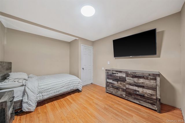 1641 E 3rd Avenue, Bay Shore, NY 11706