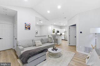 1700 LAKE SHORE CREST DR #33, Reston, VA 20190