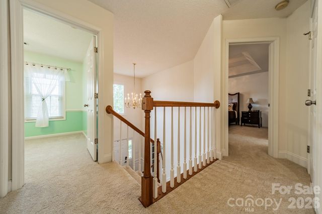 5619 Linda Vista Lane, Charlotte, NC 28216