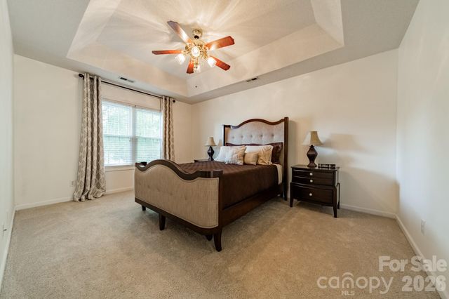 5619 Linda Vista Lane, Charlotte, NC 28216