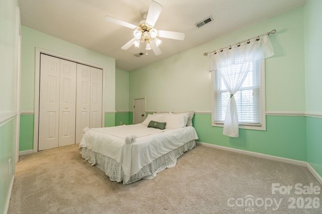 5619 Linda Vista Lane, Charlotte, NC 28216