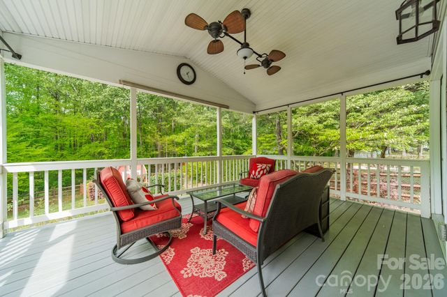 5619 Linda Vista Lane, Charlotte, NC 28216